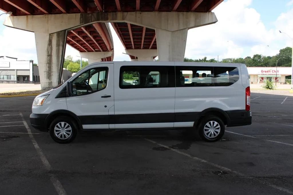 2015 Ford Transit Wagon XLT 15