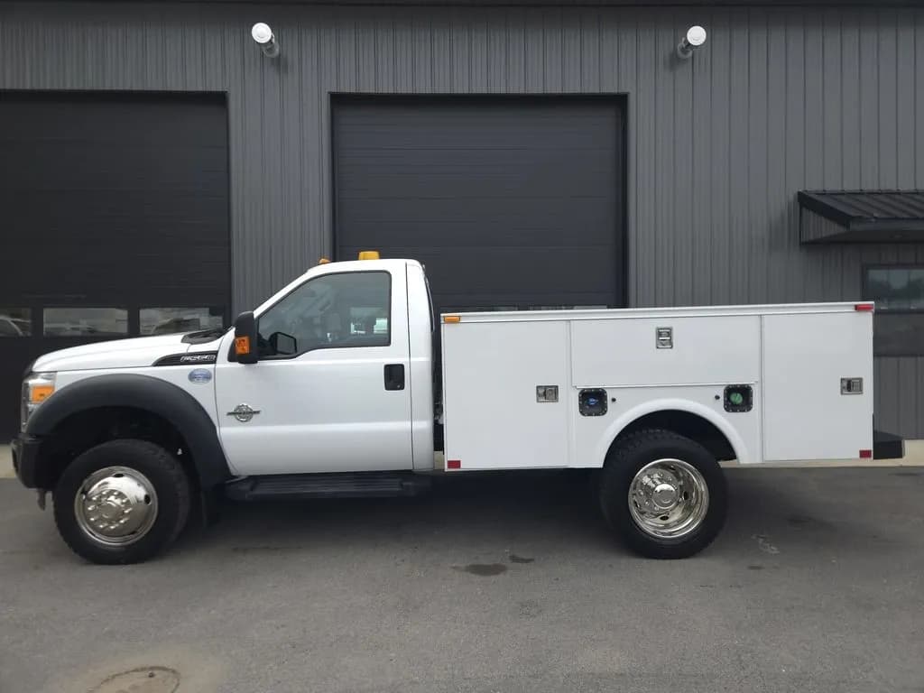 2015 Ford F550 - Chassis