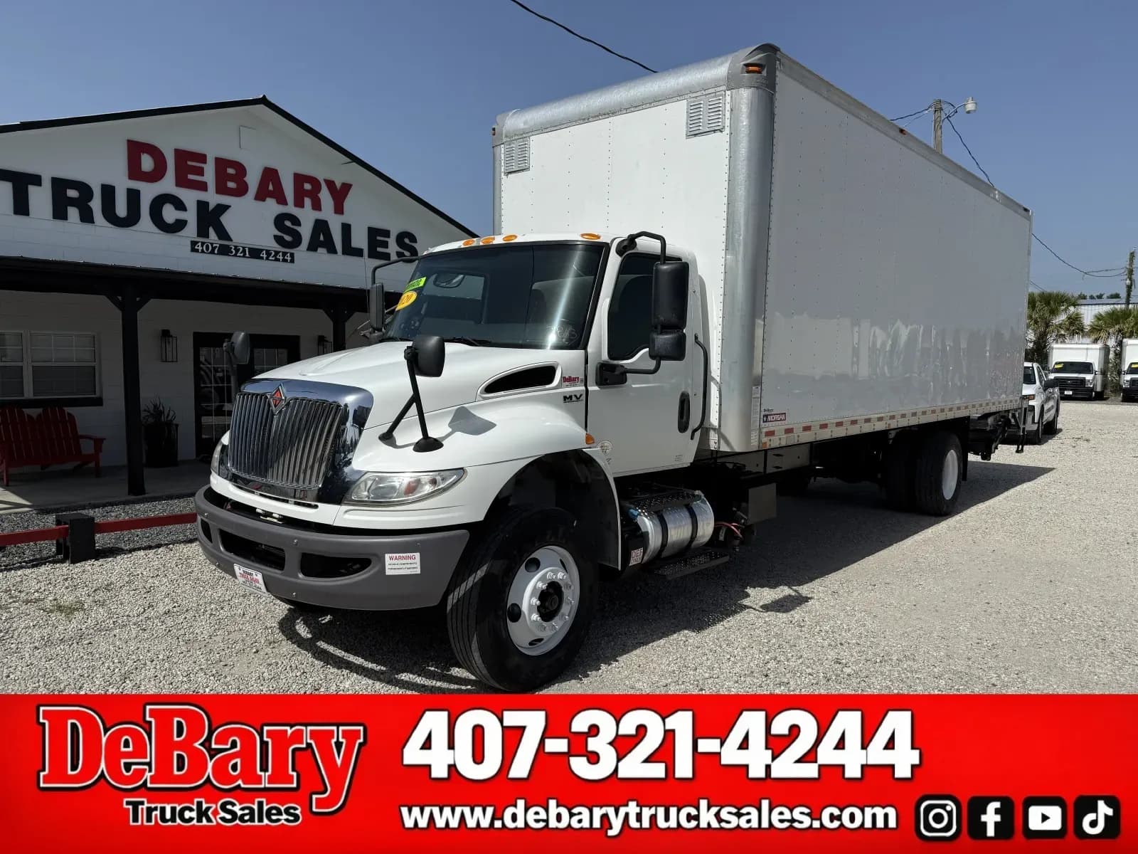 2020 International MV607 - Box