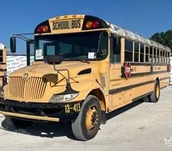 2013 IC BUS SCHOOL BUS - Passenger Bus / Shuttle Bus / SUV