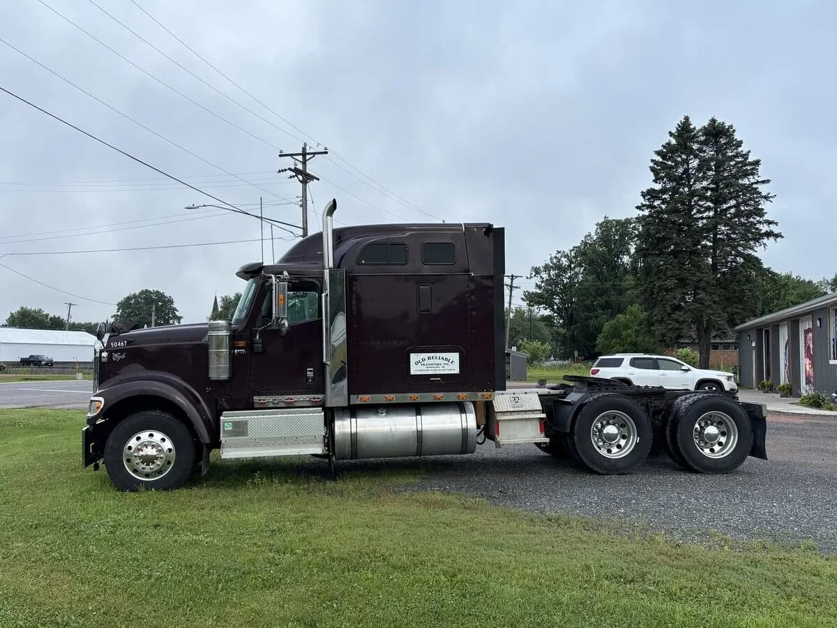 2003 International 9900