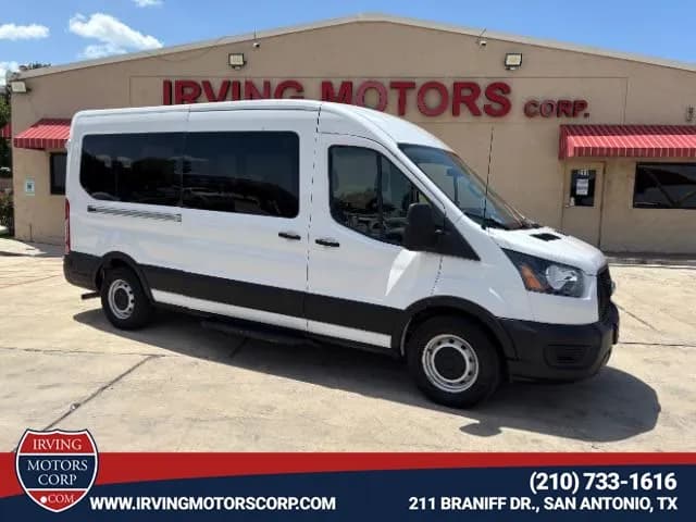 2024 Ford Transit Passenger Wagon XL - Vans