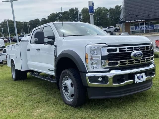 2026 Ford F-450 Crew Cab - Chassis