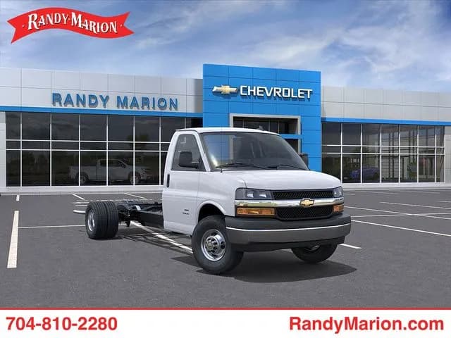 2026 Chevrolet Express 3500 - Box