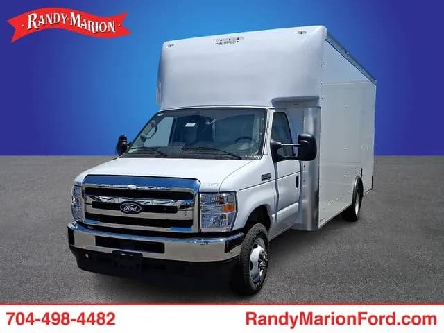 2027 Ford E-450