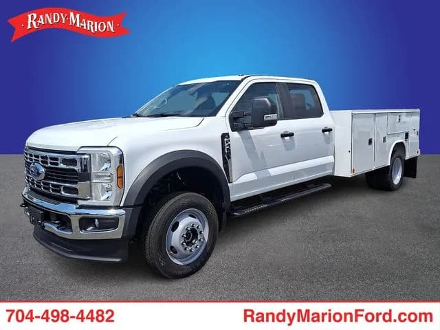 2026 Ford F-450 Crew Cab - Service