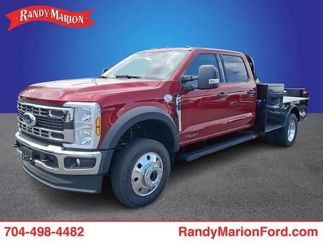 2026 Ford F-450 Crew Cab - Flatbed