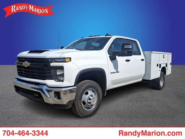 2026 Chevrolet Silverado 3500 Crew Cab - Service