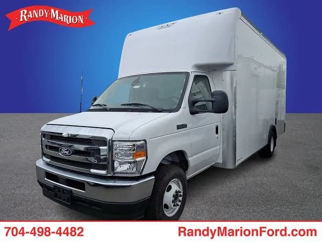2027 Ford E-450