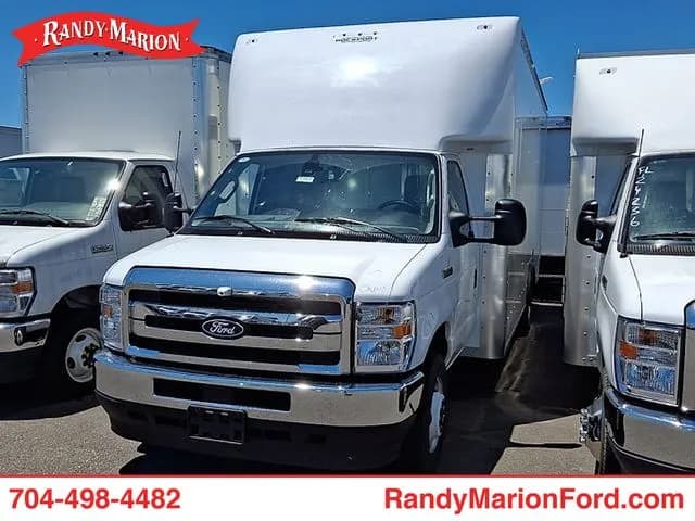 2027 Ford E-450