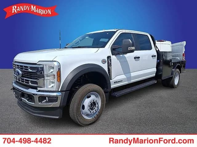 2026 Ford F-450 Crew Cab - Flatbed