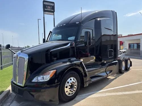 2023 Kenworth T680