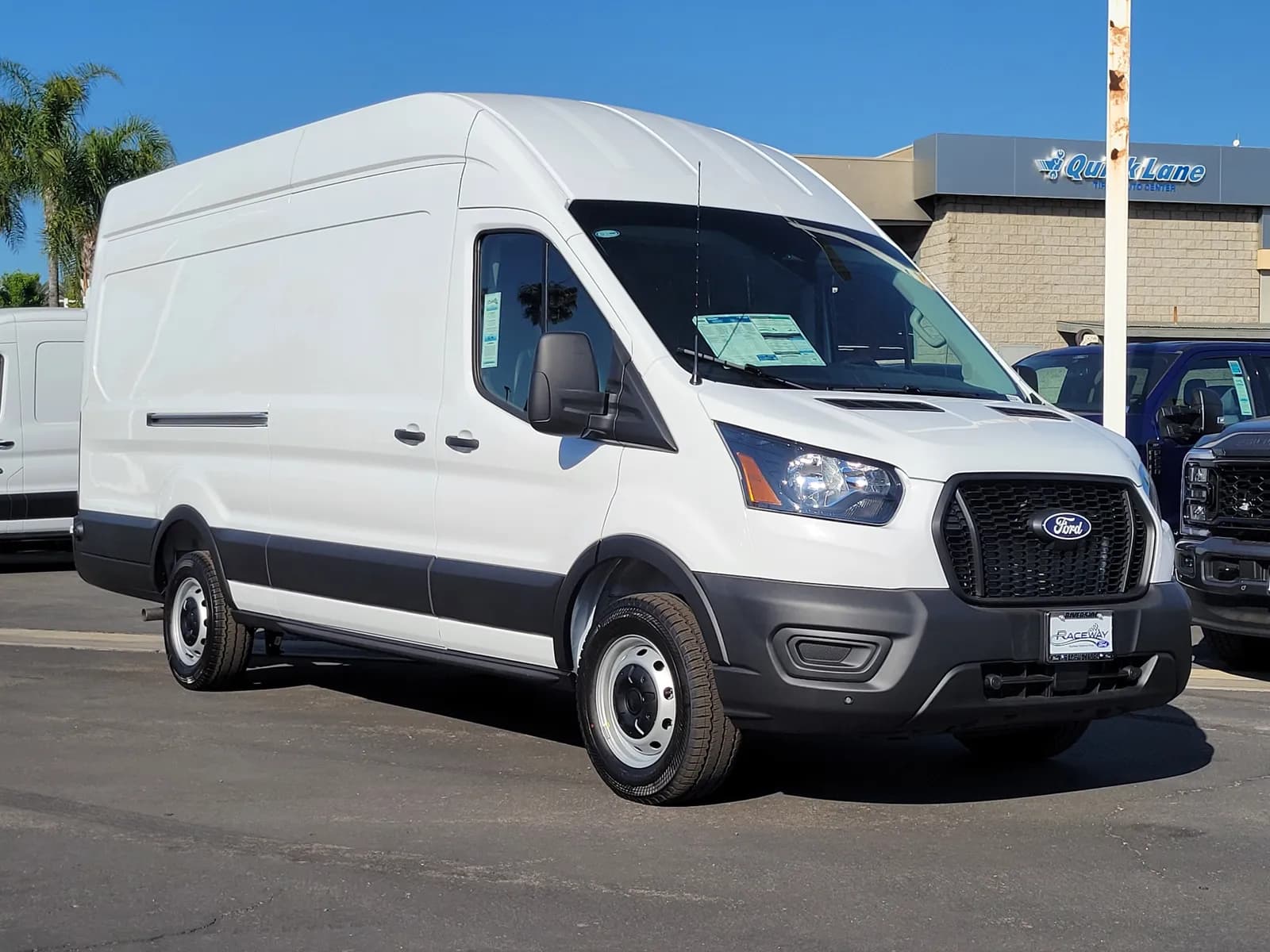 2026 Ford Transit Cargo Van HR CARGO - Vans