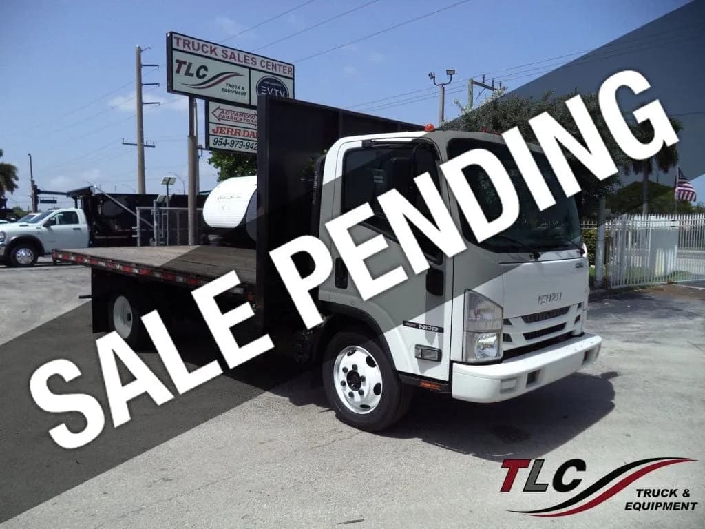2019 Isuzu NRR w/ 16ft - Flatbed