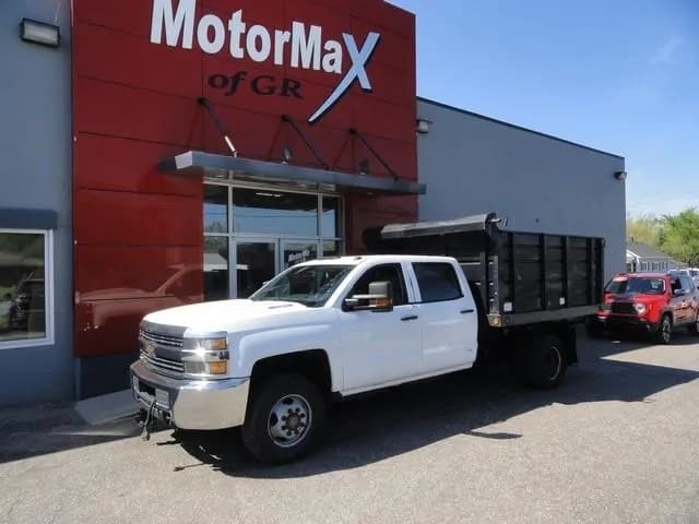 2015 Chevrolet Silverado 3500HD Built After Aug 14 - Chassis