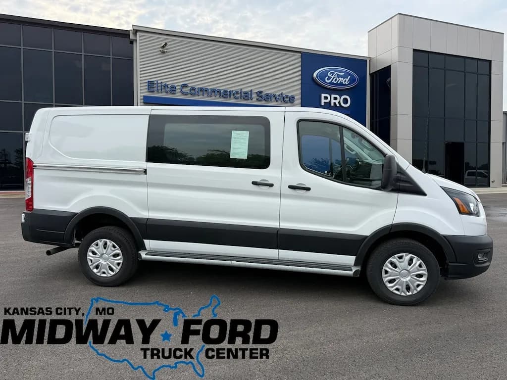 2024 Ford Transit-250 Cargo - Vans