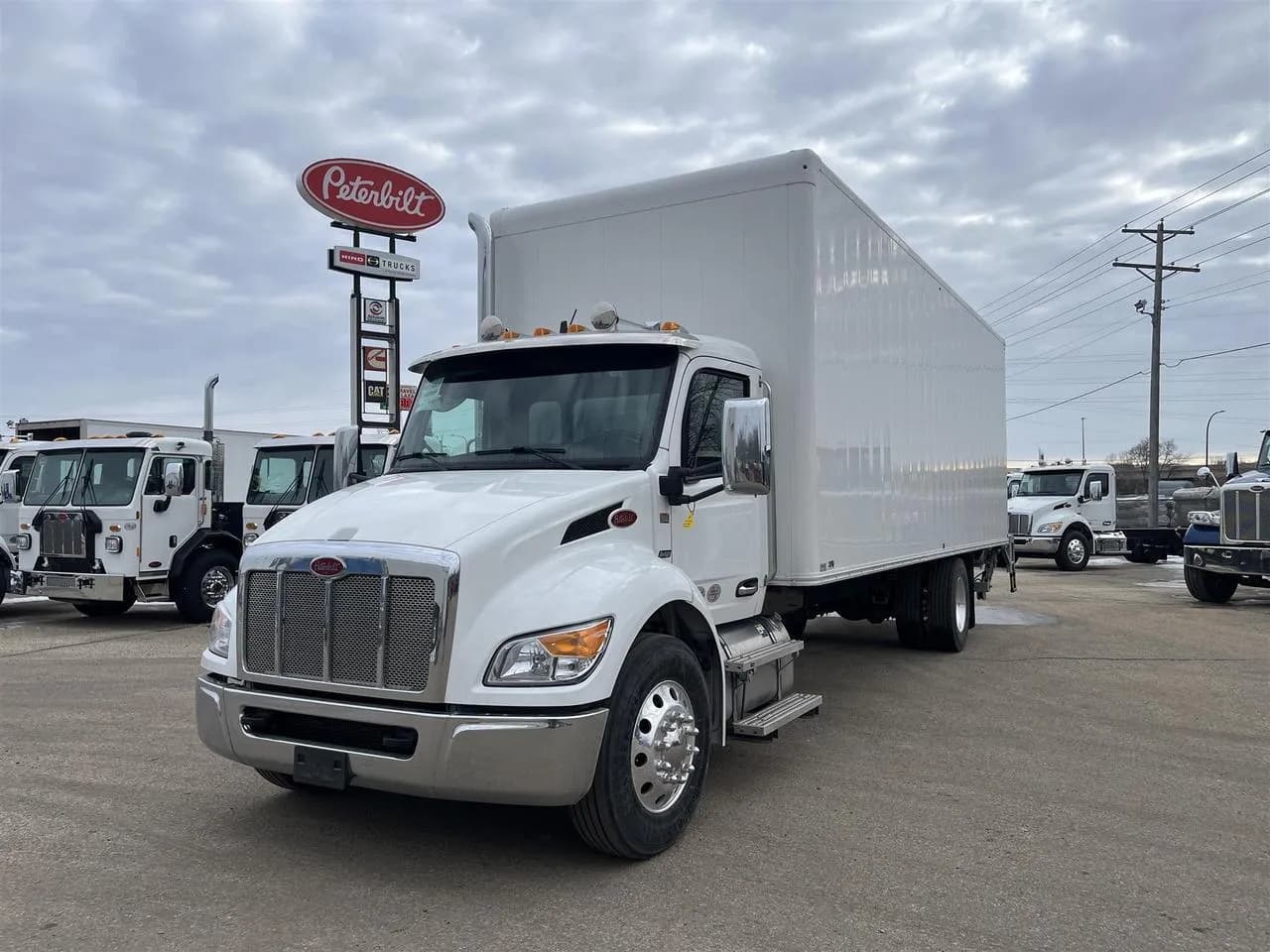 2026 Peterbilt 536 - Box