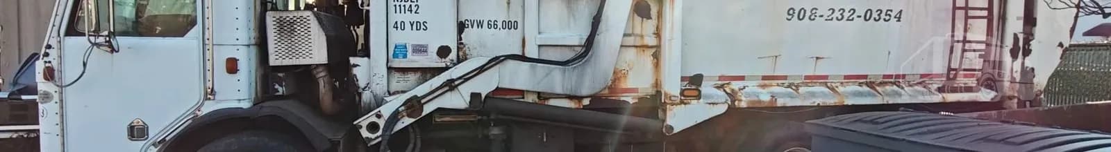 2023 PETERBILT 579