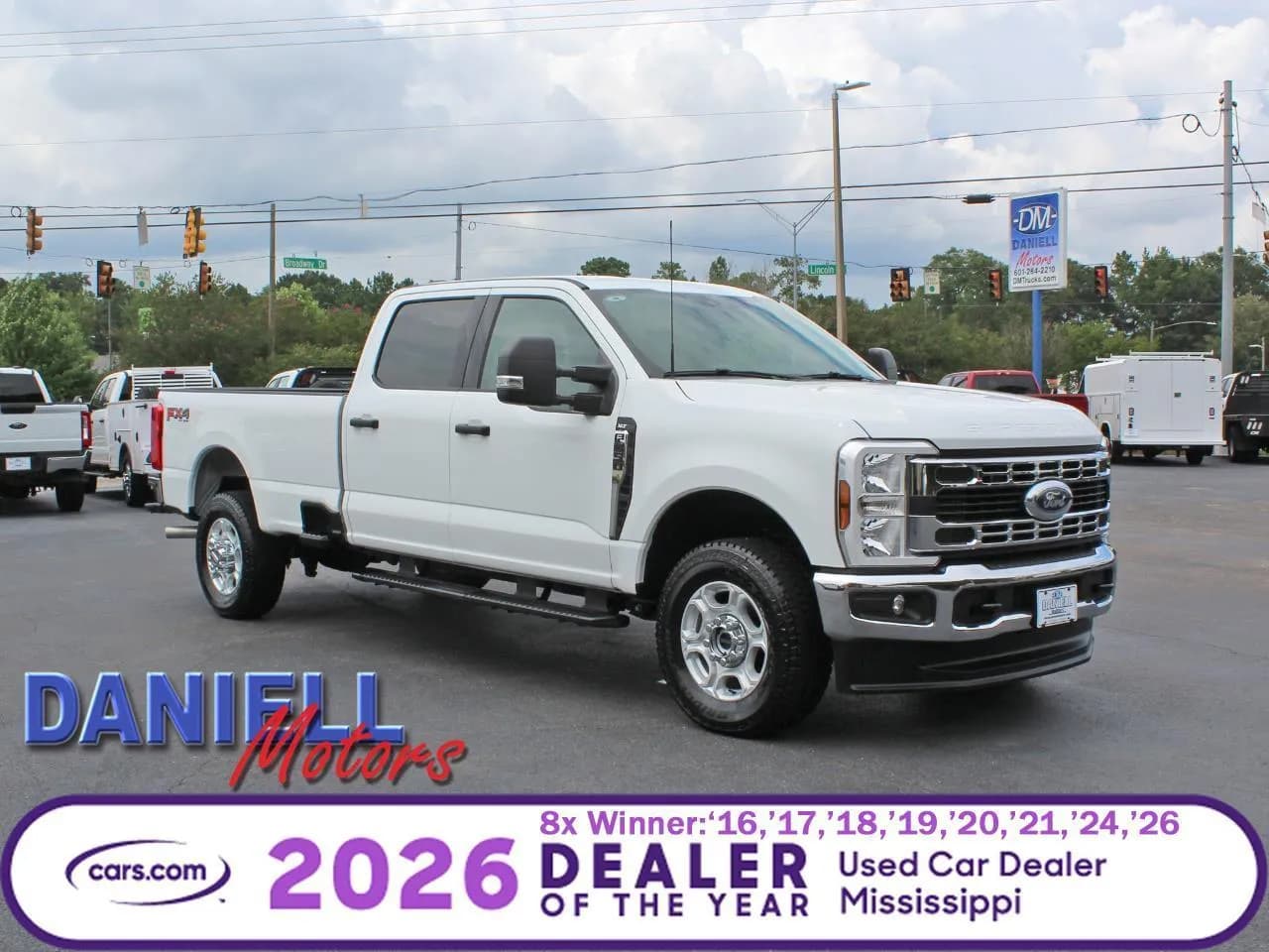 2025 Ford F-350 SD XLT Crew Cab Long Bed - Pickup