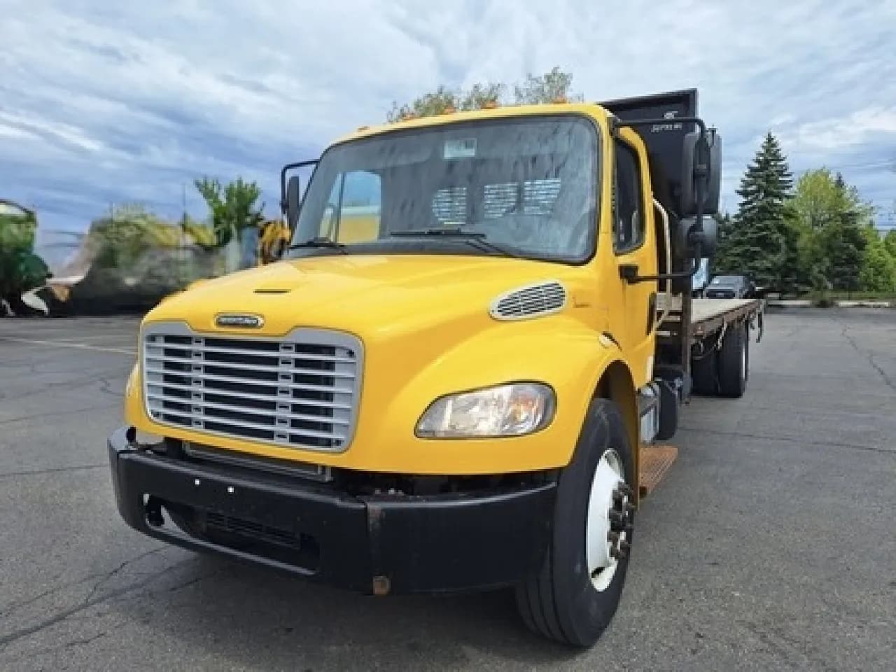 2019 Freightliner M2 - Flatbed