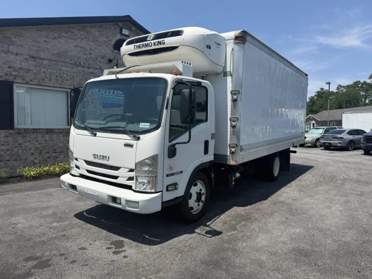 2020 Isuzu NRR - Refrigerated
