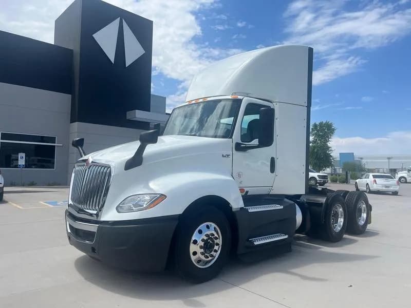 2022 International LT625 - Day Cab