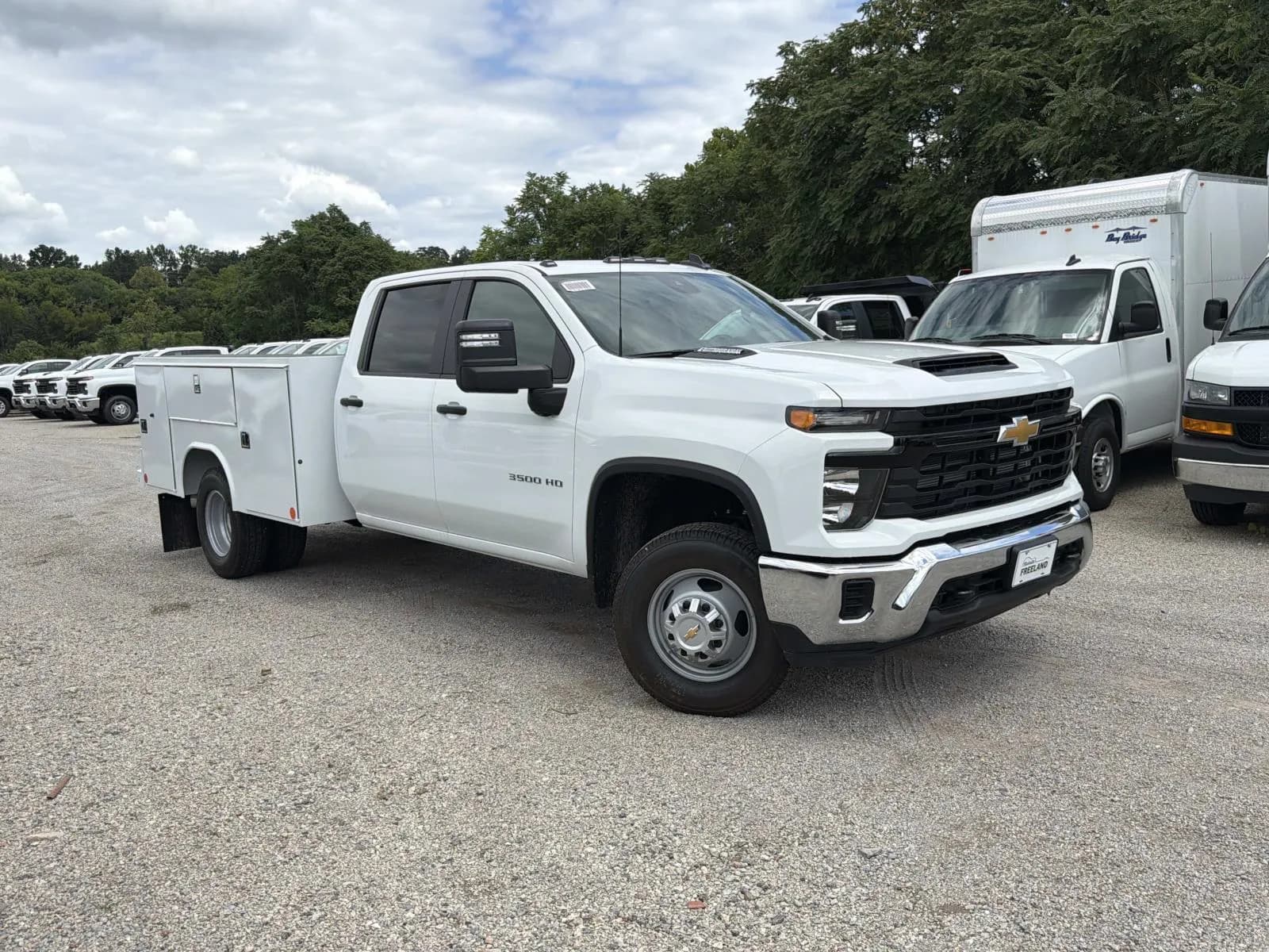 2026 Chevrolet Silverado 3500 Crew Cab - Chassis