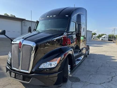 2023 Kenworth T680