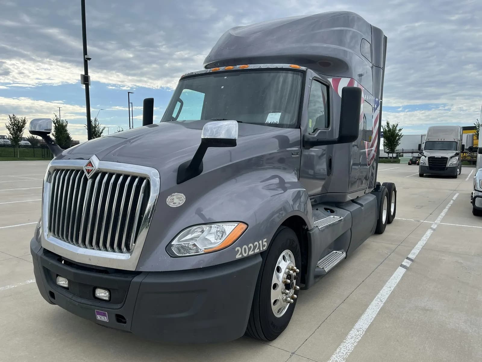 2022 International LT625