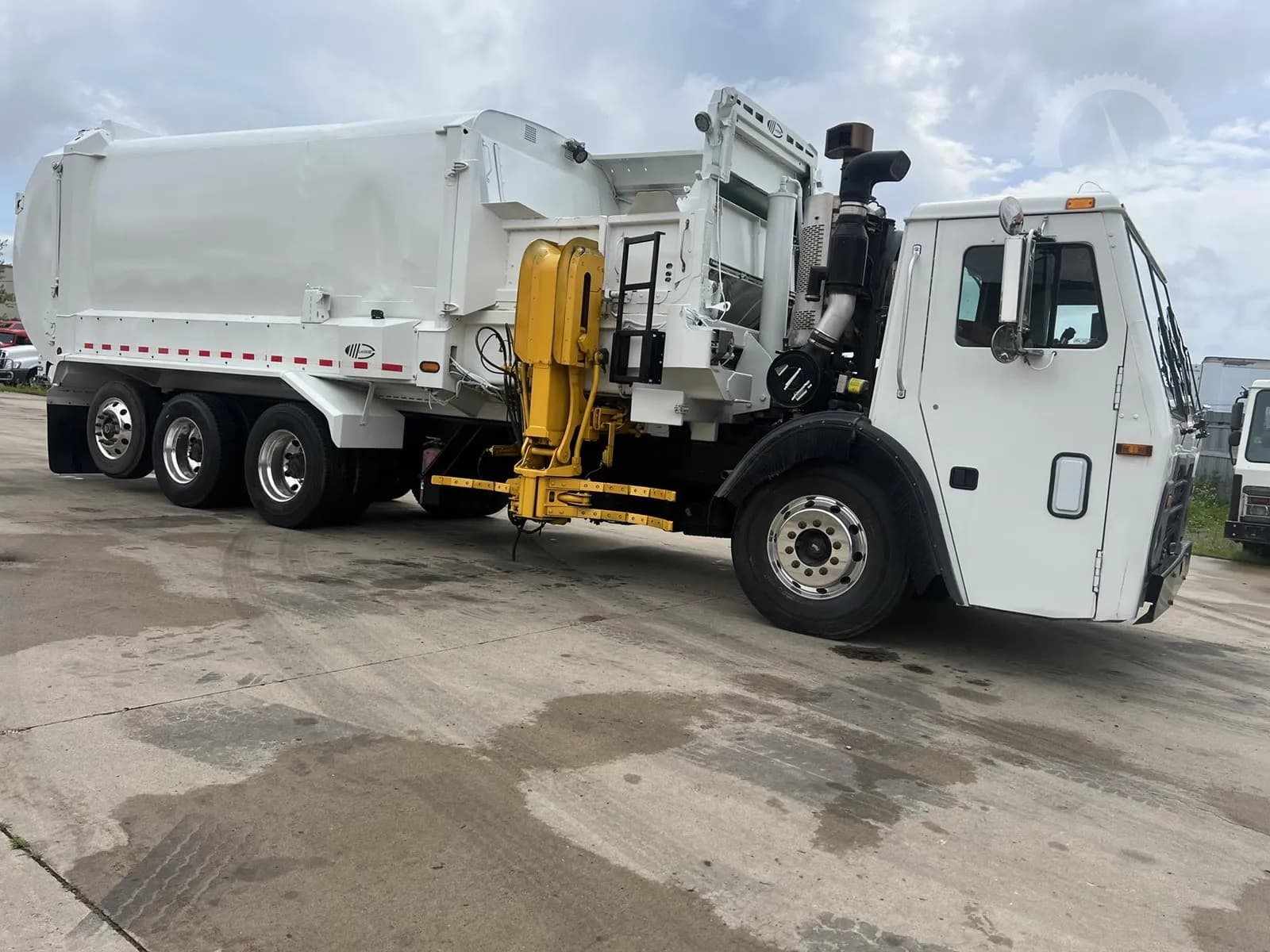 2015 Mack LEU613 - Garbage