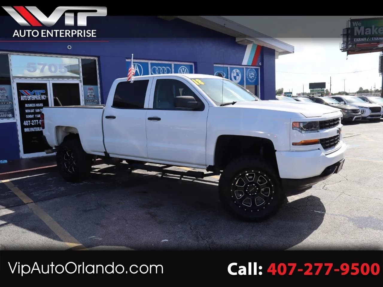 2018 Chevrolet Silverado 1500 Z71 Crew Cab - Pickup