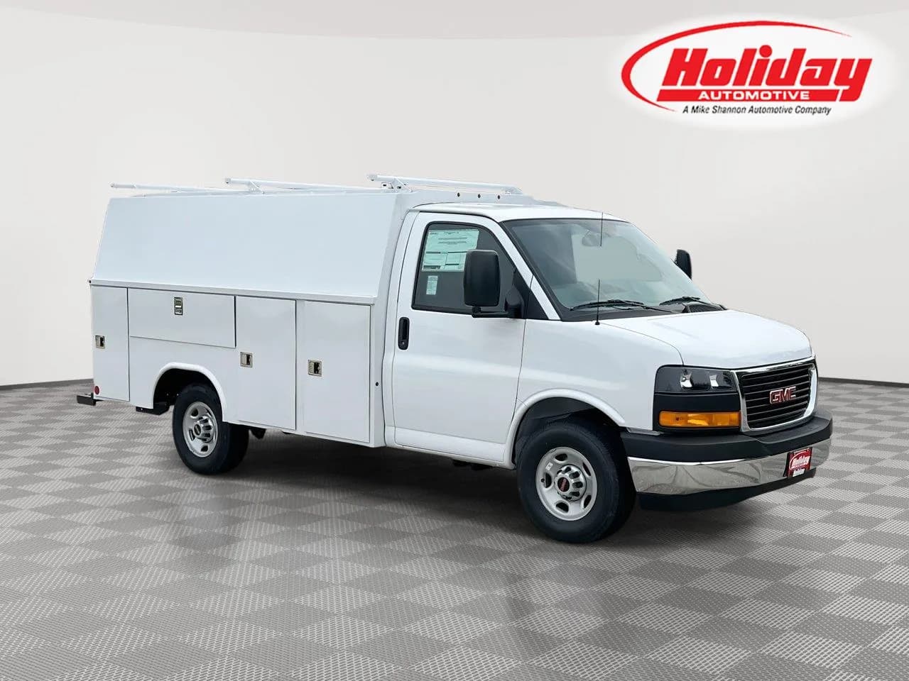 2026 GMC Savana 3500 - Box