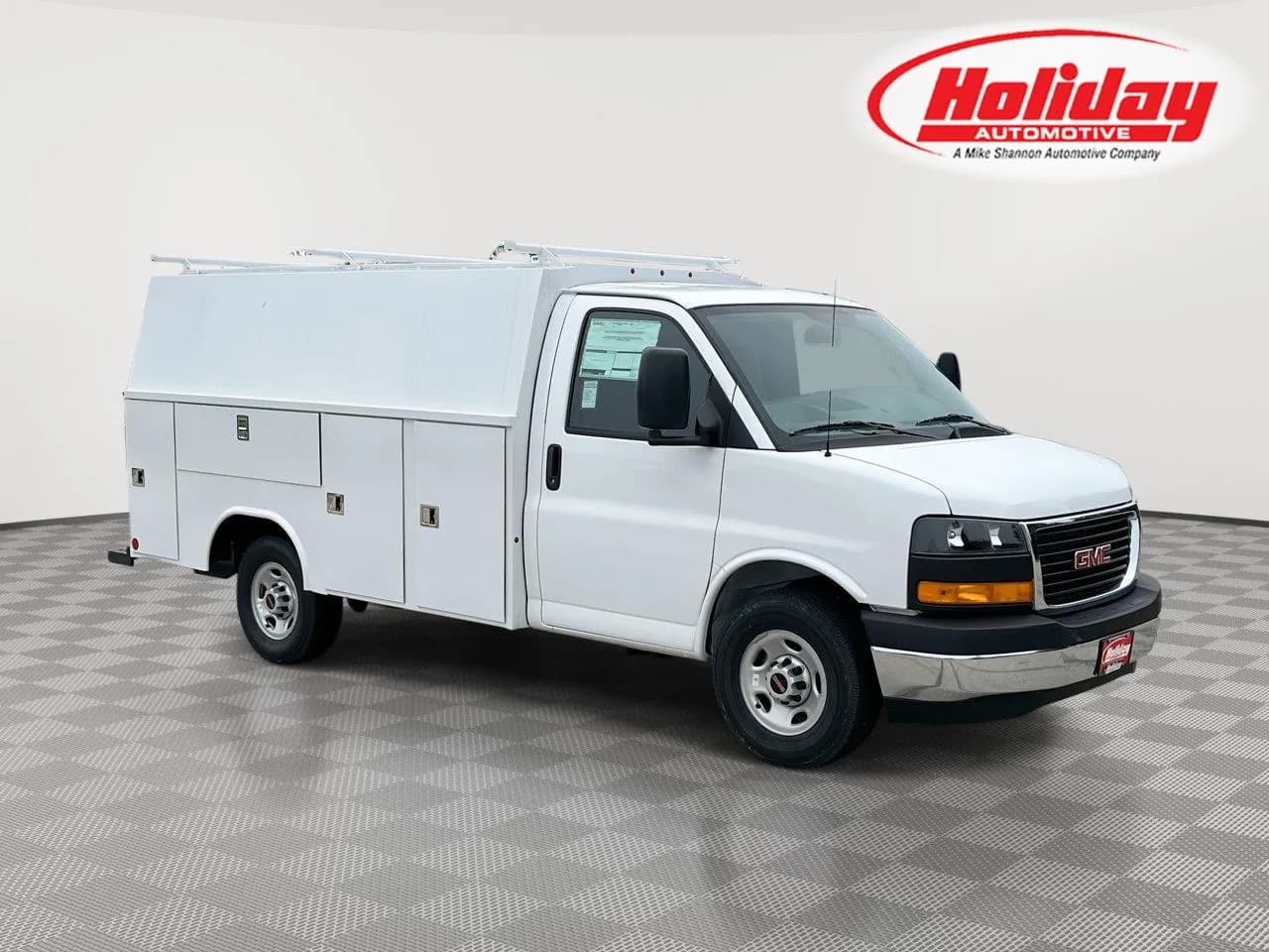 2026 GMC Savana 3500 - Box