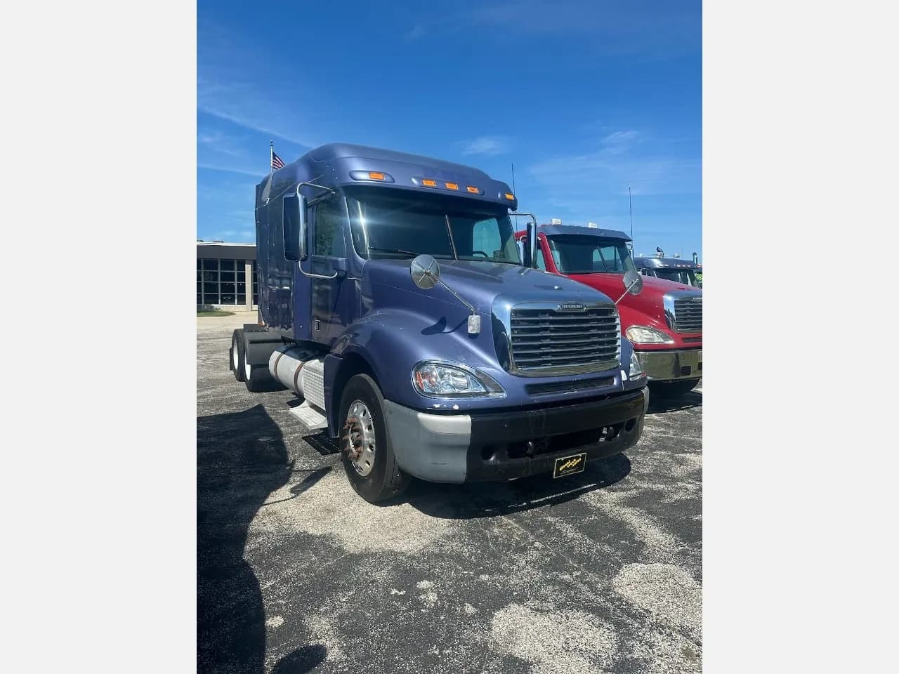 2014 Freightliner Columbia - Glider Kit Trucks