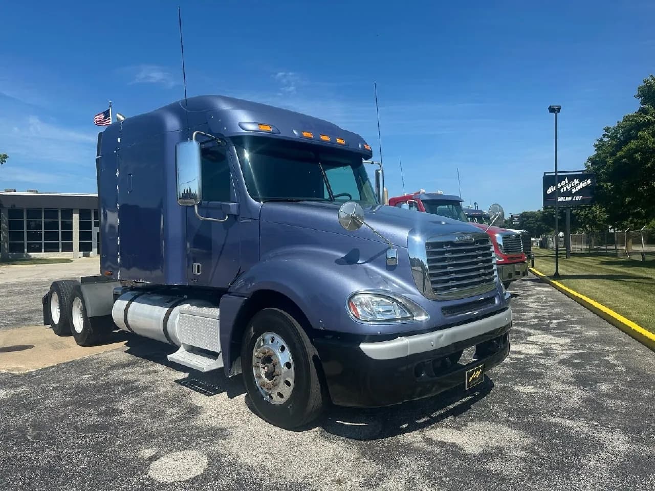 2014 Freightliner Columbia - Glider Kit Trucks