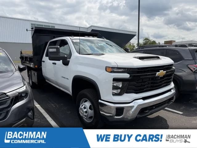 2026 Chevrolet Silverado 3500 Crew Cab - Chassis