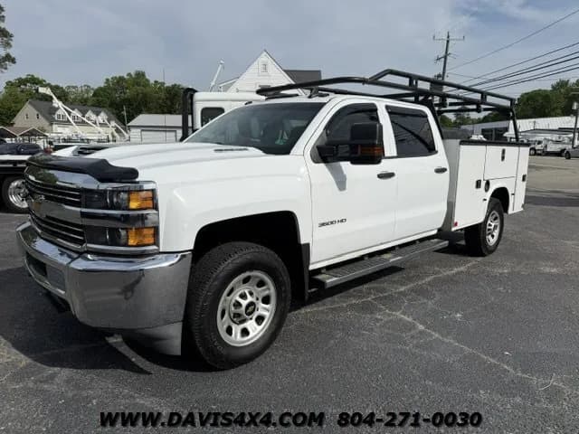 2017 Chevrolet Silverado 3500HD - Chassis