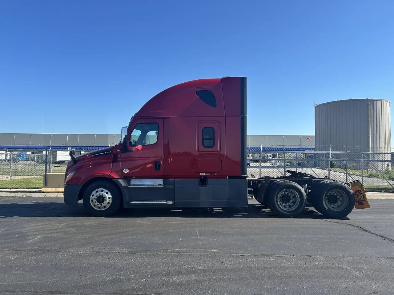 2020 Freightliner Cascadia - Sleeper