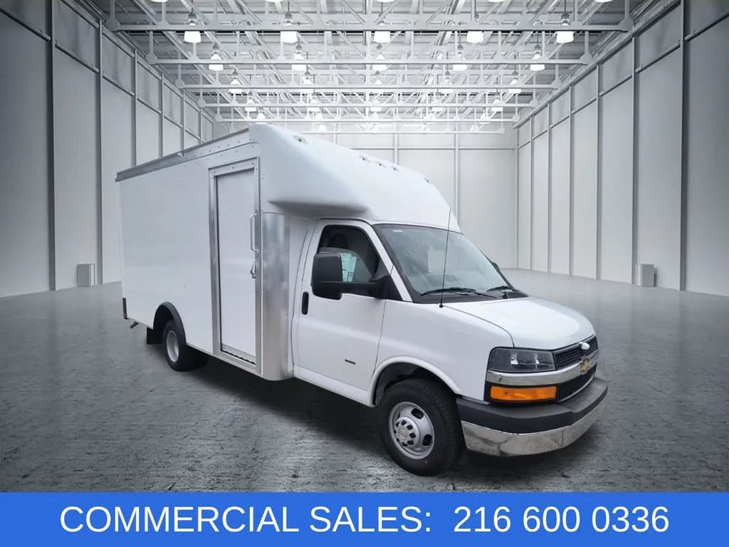 2026 Chevrolet Express 3500 - Box