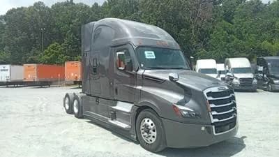 2024 Freightliner Cascadia - Sleeper
