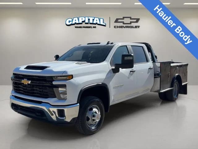 2026 Chevrolet Silverado 3500 Crew Cab - Flatbed