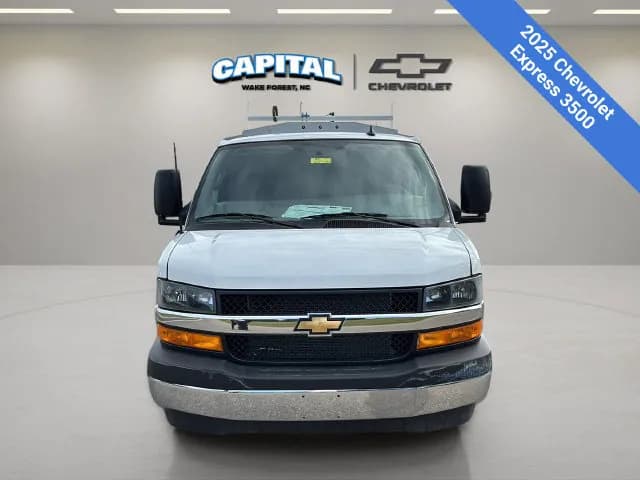 2025 Chevrolet Express 3500 - Box