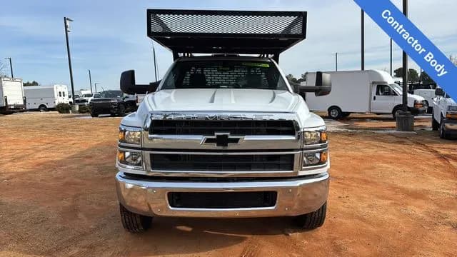 2024 Chevrolet Silverado 5500 - Service