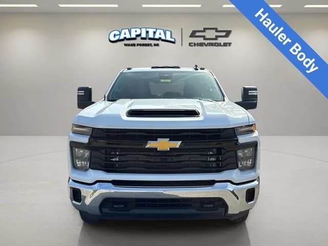 2026 Chevrolet Silverado 3500 Crew Cab - Flatbed