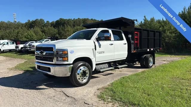 2026 Chevrolet Silverado 5500 Crew Cab - Dump