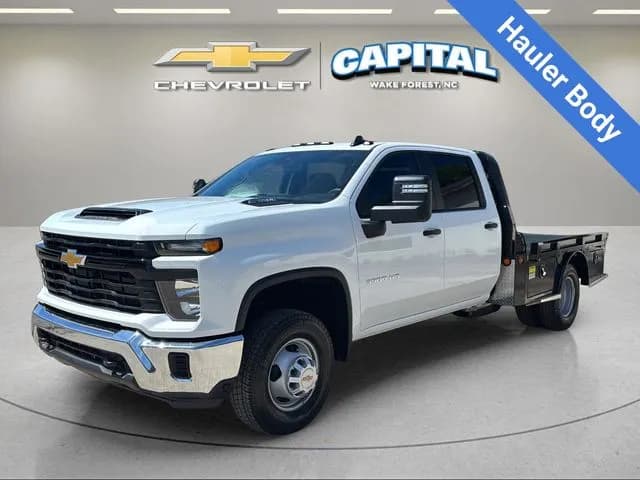 2026 Chevrolet Silverado 3500 Crew Cab - Flatbed