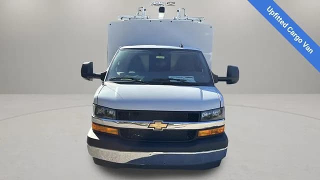 2025 Chevrolet Express 3500 - Box