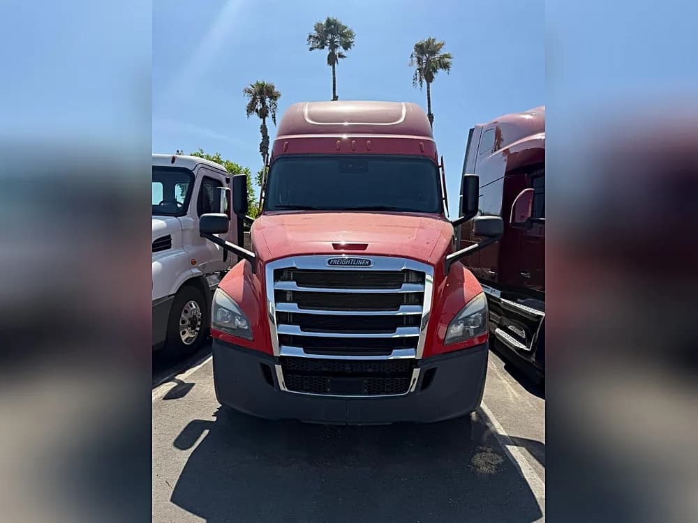 2020 Freightliner Cascadia
