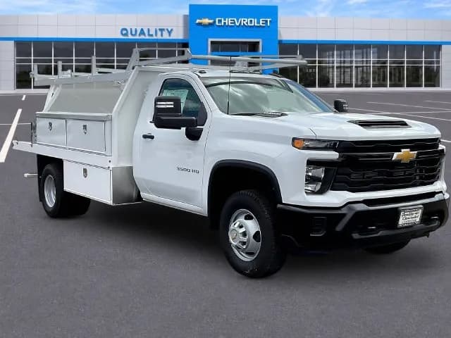 2026 Chevrolet Silverado 3500 - Service