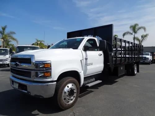 2023 Chevrolet Silverado 6500 - Stake